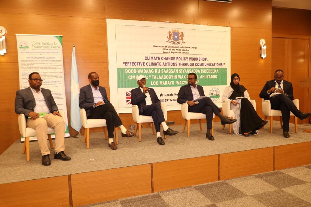 Panel at the climate change policy workshop held in Mogadishu